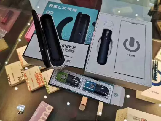 relx悦刻五代幻影烟杆新配色【蓝焰星光】即将上市，实拍图看看长什么样！